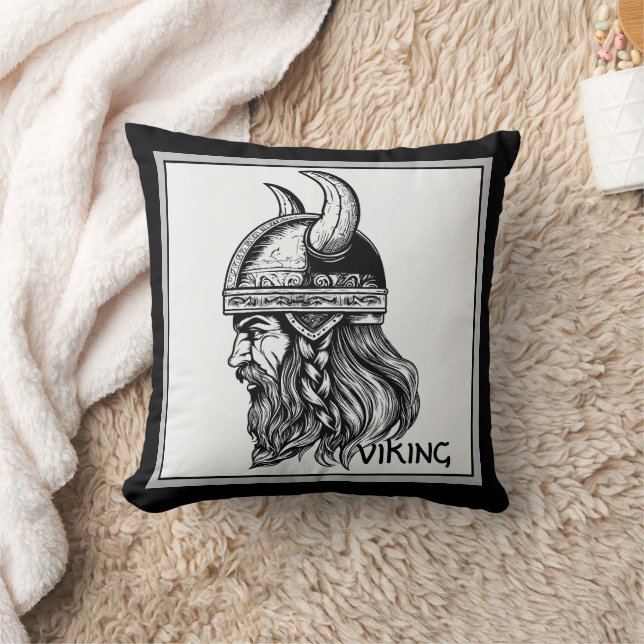 Viking in einem Helm Kissen (Decke)