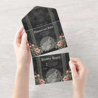 Viking Wolf & Rose. Ein stilisierter Wolfskopf