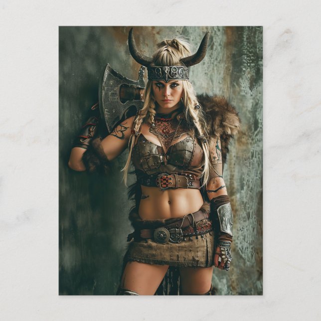 Viking Woman Channeling the Amazon Vibe Postkarte (Vorderseite)
