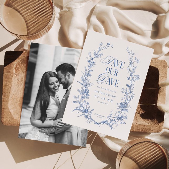 Viktorianisch Blue Floral Dusty Blue Foto Save The Date (Von Creator hochgeladen)