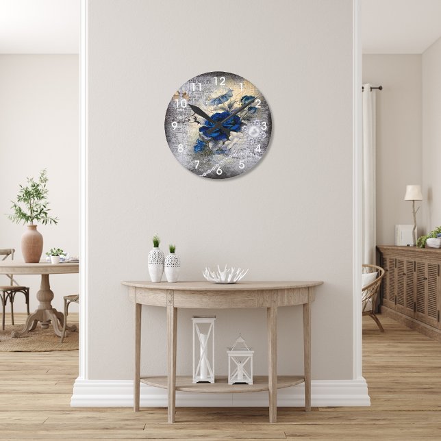 Viktorianisch Dark Blue Rose Ephemera Runde Wanduhr (Von Creator hochgeladen)