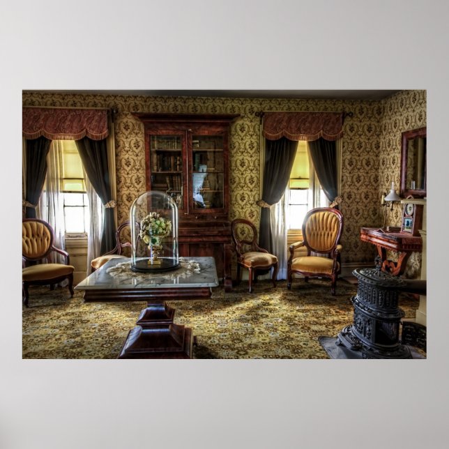Viktorianisch eingerichtetes Wohnzimmer Poster (Vorne)