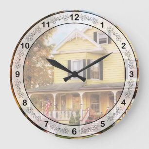 Viktorianisch - Gelbe Spitze - Traumhaus Große Wanduhr