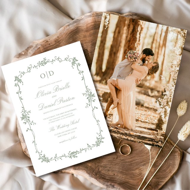 Viktorianisch Sage Green Foto Monogram Wedding Einladung (Von Creator hochgeladen)
