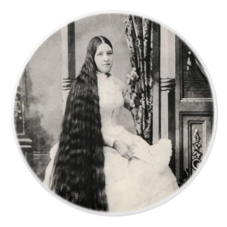 Viktorianische Frau mit langen Haaren Keramikknauf