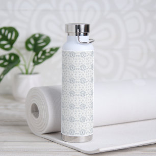 Viktorianischer blauer Toile-Wiederholungsmonogram Trinkflasche