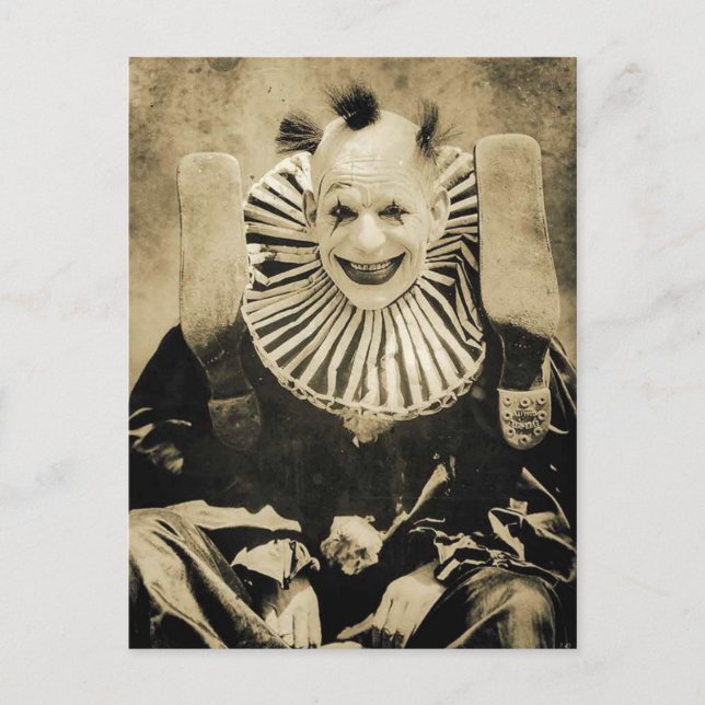 Viktorianischer, seltsamer Clown lächelnd Postkarte (Vorderseite)