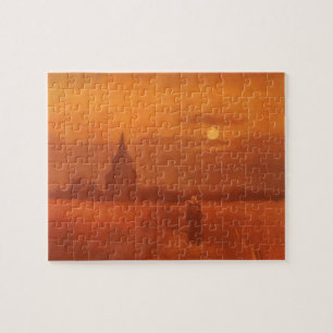 Vincent van Gogh - Alte Turm auf den Feldern Puzzle