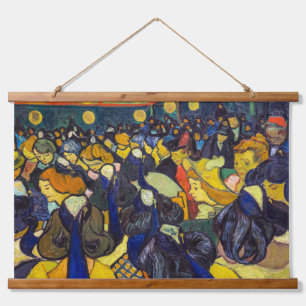 Vincent van Gogh - Der Tanzsaal in Arles Wandteppich Mit Holzrahmen