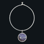 Vincent Van Gogh Starry Night Vintag Kunstkunst Armreif<br><div class="desc">Vincent van Gogh Starry Night Fine Art Painting Starry Night ist ein Gemälde des niederländischen post-impressionistischen Künstlers Vincent van Gogh. Der blaue Nachthimmel ist voll von wirbelnden Wolken, Sternen und einem hellen Halbmond. Die Sternennacht ist die einzige Nacht in der Serie von Ausblicken aus seinem Schlafzimmerfenster. Bewegung: Post-Impressionismus. Schöne, kunstvoll...</div>