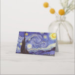 Vincent Van Gogh Starry Night Vintag Kunstkunst Platzkarte<br><div class="desc">Vincent van Gogh Starry Night Fine Art Painting Starry Night ist ein Gemälde des niederländischen post-impressionistischen Künstlers Vincent van Gogh. Der blaue Nachthimmel ist voll von wirbelnden Wolken, Sternen und einem hellen Halbmond. Die Sternennacht ist die einzige Nacht in der Serie von Ausblicken aus seinem Schlafzimmerfenster. Bewegung: Post-Impressionismus. Schöne, kunstvoll...</div>