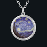 Vincent Van Gogh Starry Night Vintag Kunstkunst Versilberte Kette<br><div class="desc">Vincent van Gogh Starry Night Fine Art Painting Starry Night ist ein Gemälde des niederländischen post-impressionistischen Künstlers Vincent van Gogh. Der blaue Nachthimmel ist voll von wirbelnden Wolken, Sternen und einem hellen Halbmond. Die Sternennacht ist die einzige Nacht in der Serie von Ausblicken aus seinem Schlafzimmerfenster. Bewegung: Post-Impressionismus Schöne künstlerische...</div>