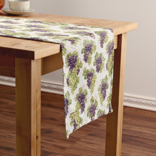 Vineyard Grapes Table Runner – Wine Entertaining Mittelgroßer Tischläufer (Beispiel)