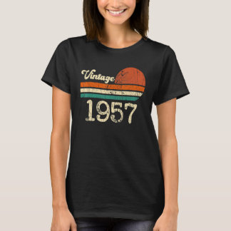 Vintag 1957 Made in 1957 66 th Birthday Outfit 66 T-Shirt