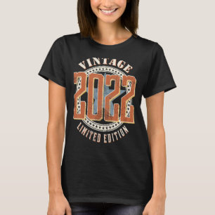 Vintag 2022 Geburtstag Jahr Limited Edition 1 Jahr T-Shirt