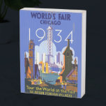 Vintag Art Deco Chicago 1934 World's Fair Poster Holzkisten Schild<br><div class="desc">Ich fand dieses wunderschöne Vintage Chicago 1934 World's Fair Poster und dachte,  es würde eine phantastische Postkarte machen. Auch als Kunstdruck erhältlich.</div>