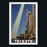 Vintag Art Deco Trieste Italienisches Reiseplakat Poster<br><div class="desc">Retouchiert und restauriert aus einem Vintage-Reise-Werbeplakat. Triest ist eine Stadt und ein Seehafen im Nordosten Italiens. Es liegt am Ende eines schmalen Streifen italienischen Territoriums zwischen der Adria und Slowenien, der fast unmittelbar südlich und östlich der Stadt liegt. Triest liegt am Golf von Triest und ist durch seine Lage an...</div>