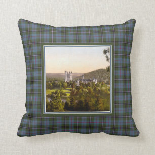 Vintag Balmoral Castle Royal Deeside Tartan Kissen