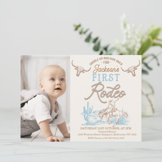 Vintag Blue Brown Foto Erstes Rodeo 1. Geburtstag Einladung (Stehend Vorderseite)