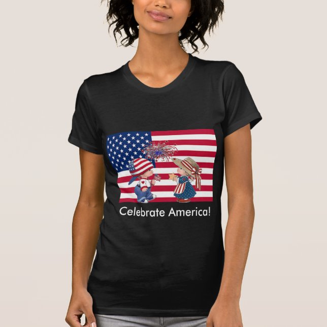 Vintag Celebrate American Flag Frauen T-Shirt (Vorderseite)