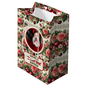 Vintag Cherry 'Sweet One' 1. Geburtstag Foto Mittlere Geschenktüte