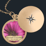 Vintag Gerber Daisy Anniversary Necklace Vergoldete Kette<br><div class="desc">Keepake Necklaces Wählen Sie entweder Silver Plated Gold Finish oder Sterling Silver Unique Personalisiert Custom !st Christmas Gift Wedding Party Necklaces - um die Hintergrundfarbe zu ändern - klicken Sie auf Anpassen - wählen Sie das letzte Tool aus dem Drop-Down-Menü und wählen Sie aus einer der angezeigten Farben oder geben...</div>