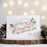 Vintag Holly Bright Typografie Weihnachten<br><div class="desc">Diese festliche und schicke Urlaubskarte besticht durch das von Hand gezeichnet winterliche Blätterdach mit hübscher Typografie in lebhaften Farben.</div>