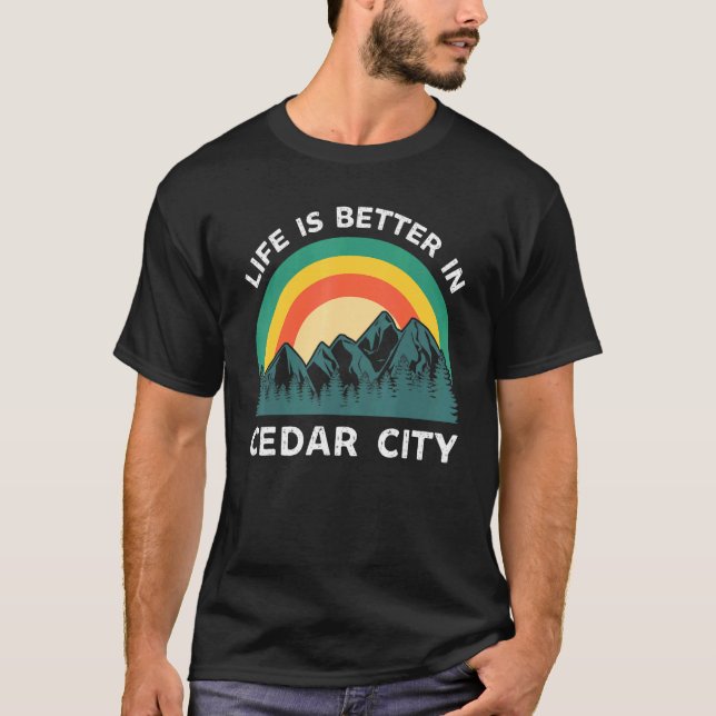 Vintag in Cedar City T-Shirt (Vorderseite)
