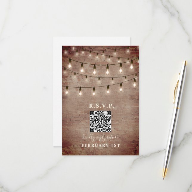 Vintag Lights Brick Wedding QR UAWG RSVP Karte (Vorderseite/Rückseite Beispiel)