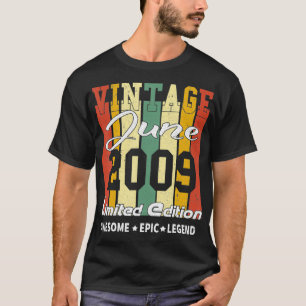 Vintag Limited Edition Geburtstagsdekoration 2. Ju T-Shirt
