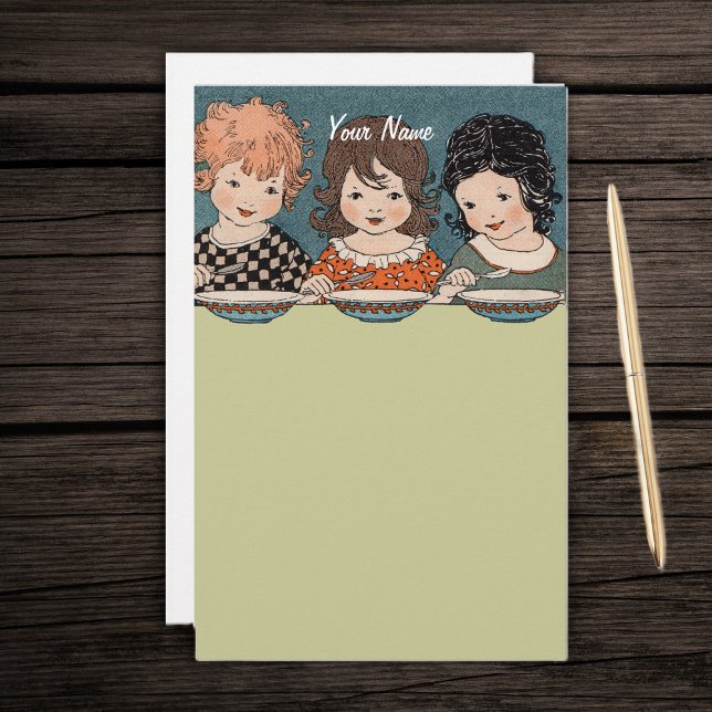 Vintag Little Girls Eating Soul Drei Schwestern Briefpapier (Three little sisters, blond, dark hair, and red head eating soup on tan stationery paper.)