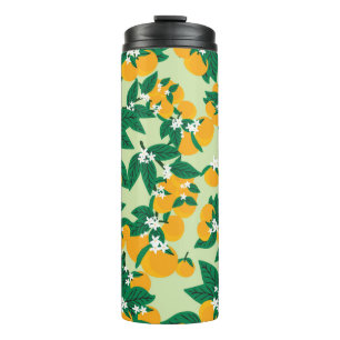 Vintag orangefarbene Früchte mit grünem Hintergrun Thermosbecher