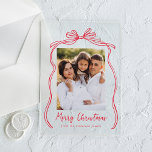 Vintag Red Bow Frohe Weihnachts-Foto Acryleinladungen<br><div class="desc">Feiern Sie die Urlaubssaison mit dieser eleganten Weihnachtskarte aus Acryl, mit dem Foto Ihrer Familie wunderbar gerahmt durch eine festliche rote Schleife und Band auf mattiertem oder transparentem Acrylboden. Der elegante "Fröhliche Weihnachten"-Gruß ist in einem zauberhaften, handgeschriebenen Rot geschrieben, das Ihren Urlaubssgrüssen eine persönliche Touch verleiht. Passen Sie diese Karte...</div>