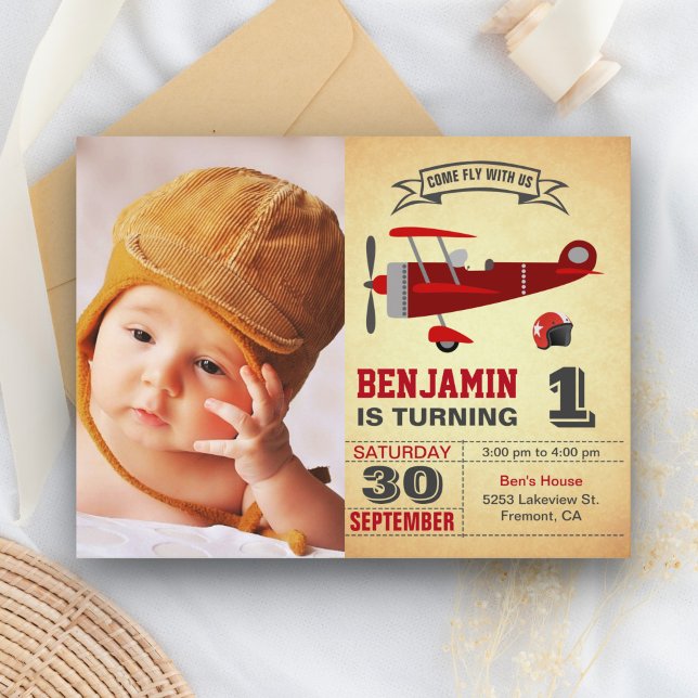 Vintag Red Retro Airplane zum Geburtstag Einladungspostkarte (Von Creator hochgeladen)