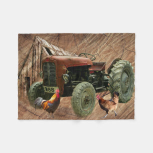 Vintag Red Tractor Rooster Hen Rustic Barn Shed Fleecedecke