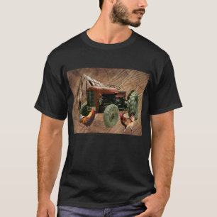 Vintag Red Tractor Rooster Hen Rustic Barn Shed T-Shirt