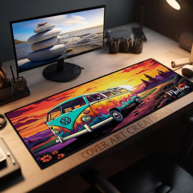 Vintag Retro Groovy Travel Van Schreibtischunterlage (Von Creator hochgeladen)