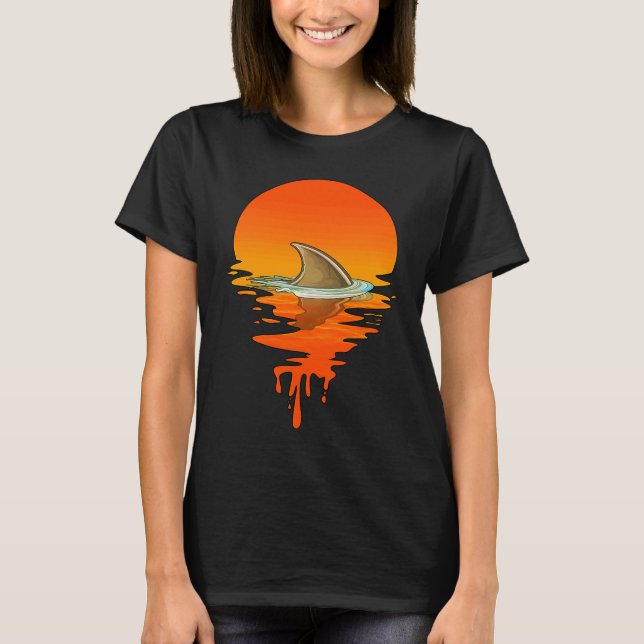 Vintag Retro Style Shark Fin T-Shirt (Vorderseite)