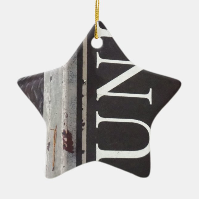 Vintag-Schlepptagebahn JUNK SIGN Keramik Ornament (Vorne)