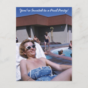 Vintag schöne Frau Sonnenbader in Blue Swimsuit Einladungspostkarte