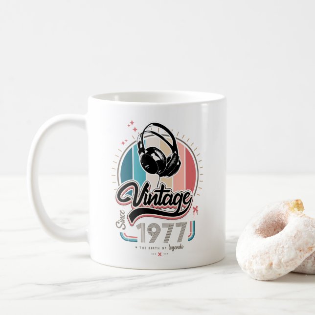 Vintag seit 1977 Kopfhörer Kaffeetasse (Mit Donut)