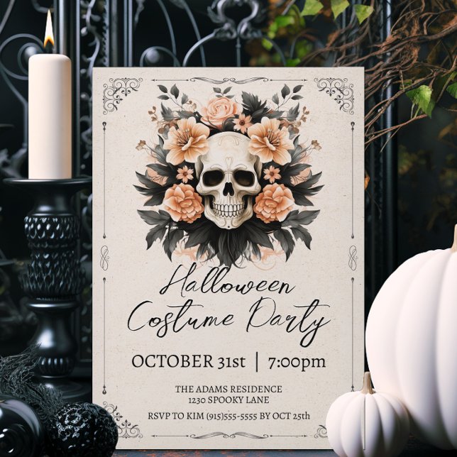 Vintag Skull Halloween Einladung (Elegant vintage style Halloween party invitations.)