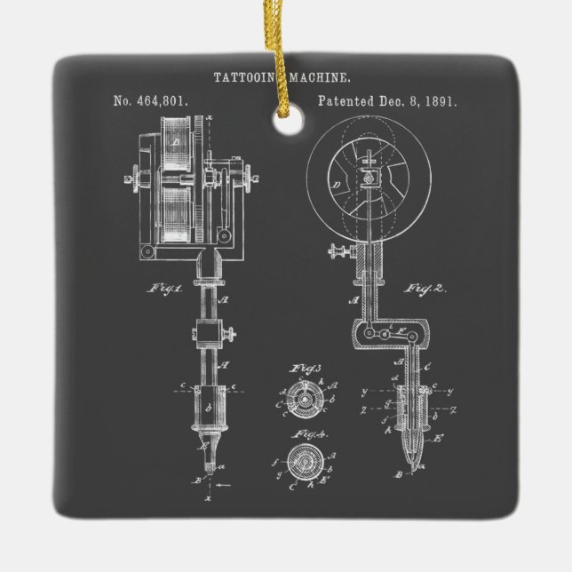 Vintag Tattoo Artist Gun Shirt Keramikornament (Vorderseite)