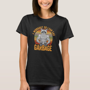 Vintag trainiere ich, um Garbage Raccoon Ret zu es T-Shirt
