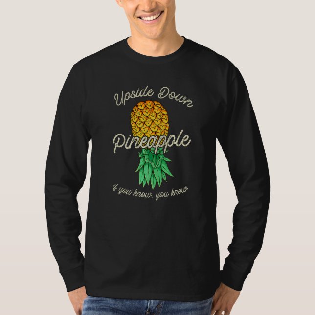 Vintag Upside Down Ananas Subtile Swinger T-Shirt (Vorderseite)