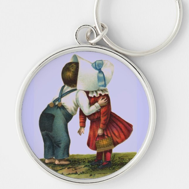 Vintag Valentine First Kiss Schlüsselanhänger (Vorne)