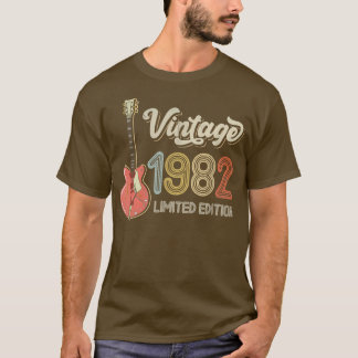 Vintage 1982 Guitar lovers 40th Birthday Electric  T-Shirt