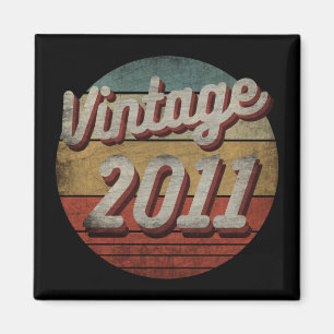 VINTAGE 2011 MEN WOMEN BIRTHDAY GIFT MAGNET