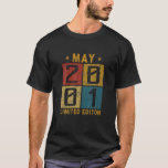 Vintage 21St Birthday May 2001 Born In 2001 21 Yrs T-Shirt<br><div class="desc">Vintage 21st Birthday May 2001 Born in 2001 21 Yrs Old Bday</div>