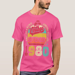 Vintage 42. Geburtstag Großartig seit September 19 T-Shirt